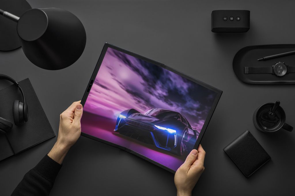 ASUS Zenbook 17 Fold OLED (UX9702)